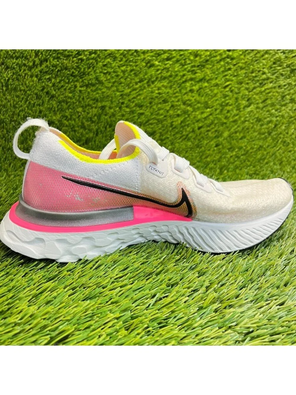 Nike React Infinity Flyknit 3 Womens Size 7.5 White Pink Running Shoes Sneakers
